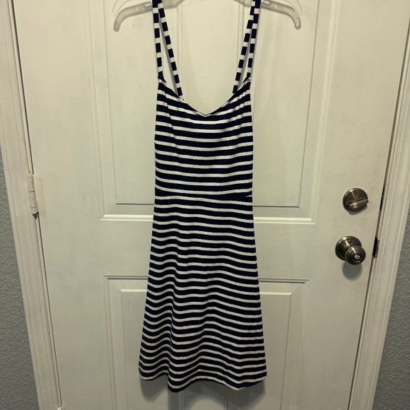 Old Navy Dresses & Skirts - Old navy striped dress size medium